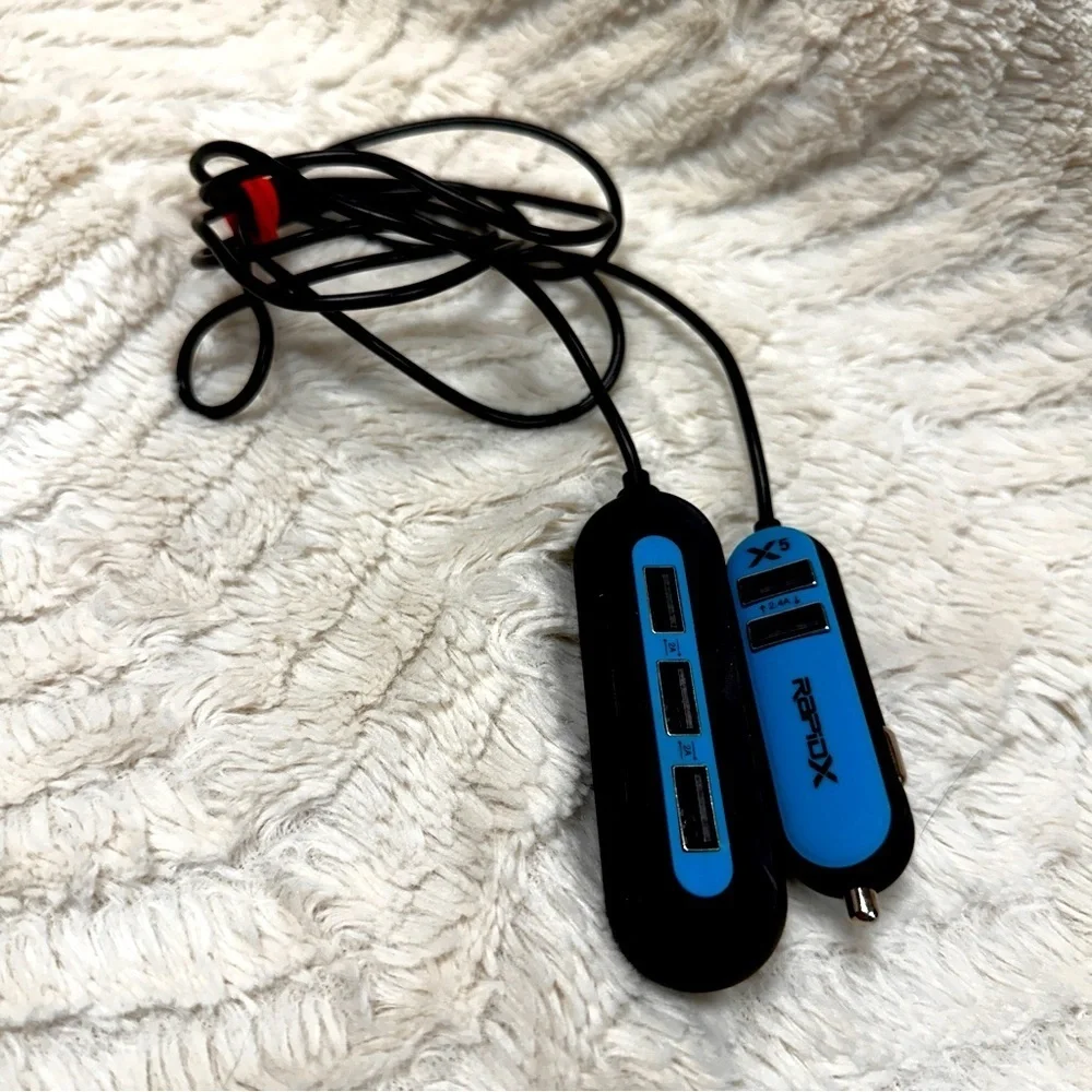 Rapid Car Charger with 5 USB Ports Use in Front & Back! Like New